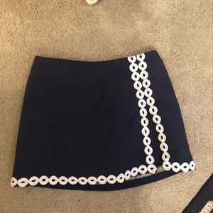 Lilly Pulitzer navy skort